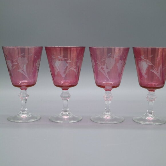 Crystal Amethyst Cranberry 5" Wine Glasses Grapes Vine Pattern | Aperitif - Picture 5 of 6